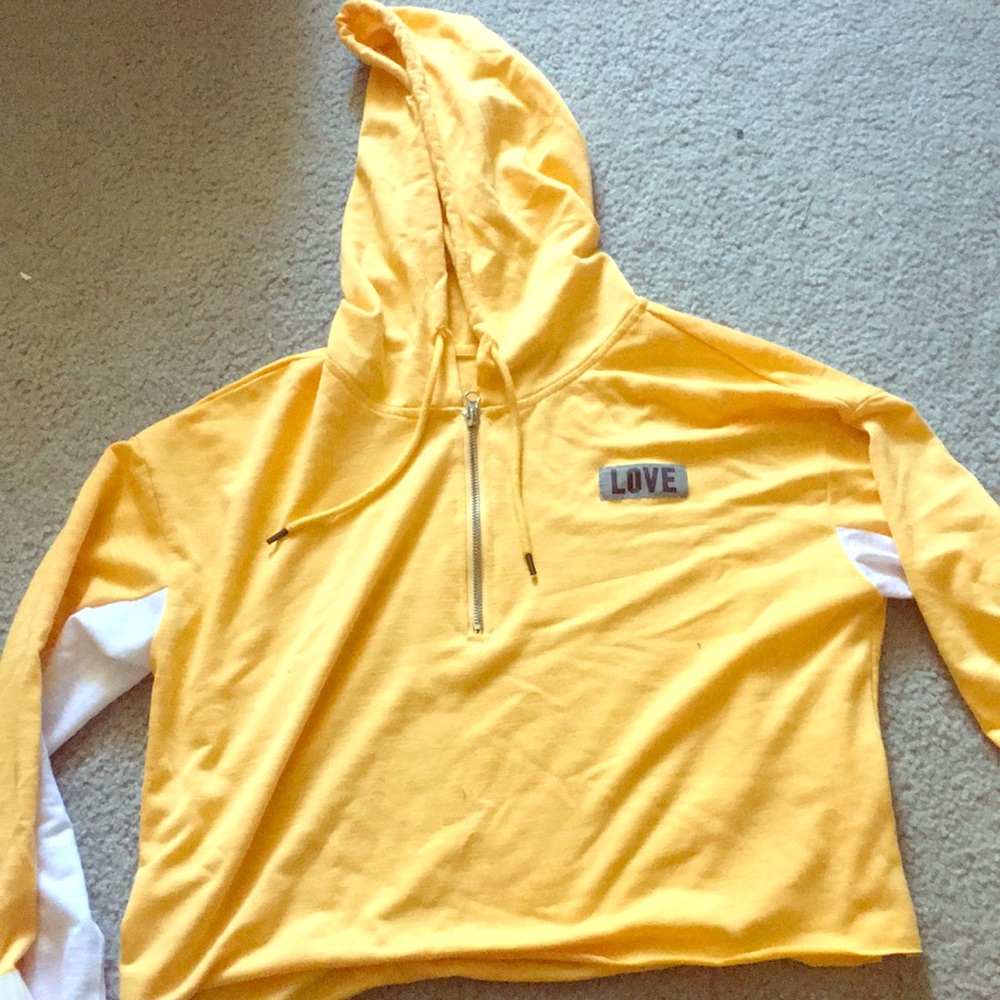 cropped hoodie